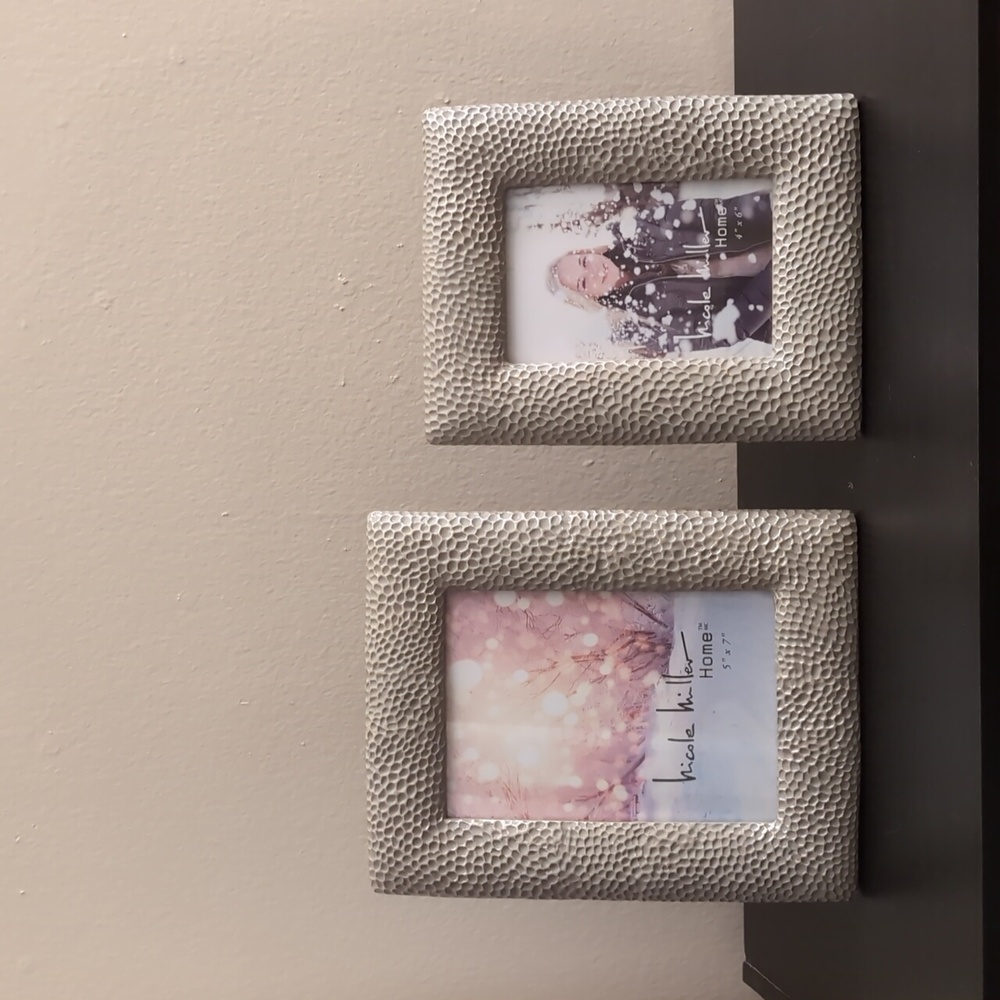 NWOT Nicole Miller picture frames